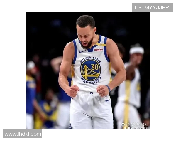 库里总决赛十佳球：金州神射手飚三分助勇士连扳两局